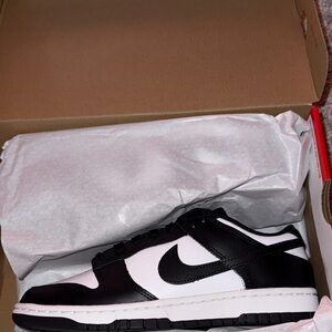 BRAND NEW!! Nike Black and White Dunk Sneakers